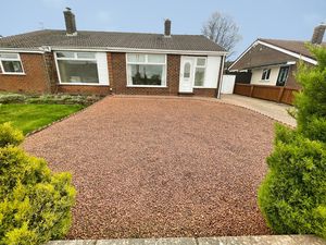 Front External- click for photo gallery